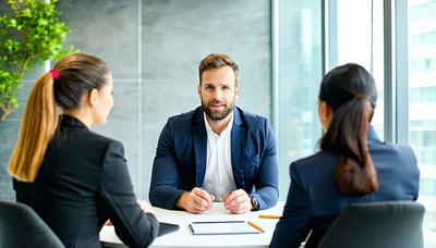 Business coach working with professionals to achieve growth Business coach working with professionals to achieve growth